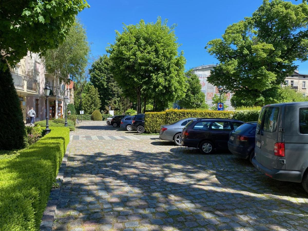 Sanhaus Apartments - Patio Mare - Apartament Z Balkonem I Parkingiem W Centrum โซพอต ภายนอก รูปภาพ